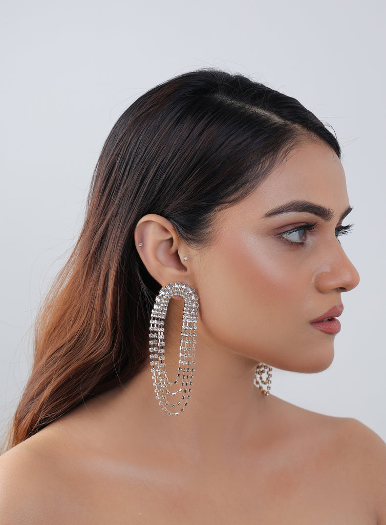 A Layer After Layer Crystal Earrings In Golden