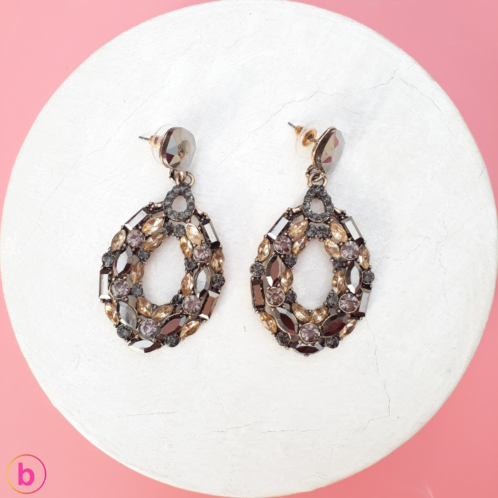 Moment  Earrings In Crystal Gray