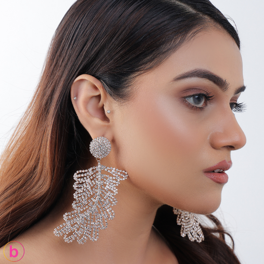 A-Crystal Leaf Earrings In Golden