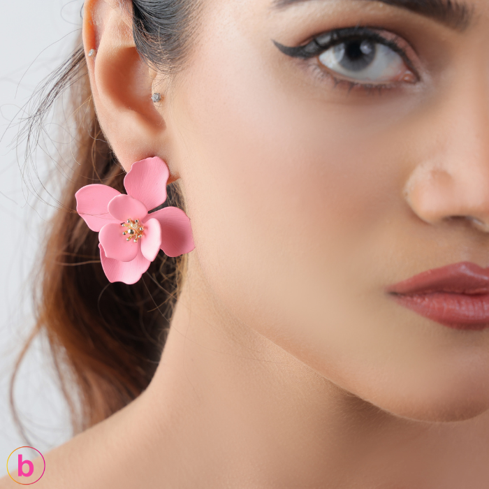 A Violets Bloom Earrings In Pink