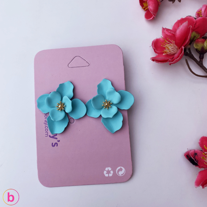 A Violets Bloom Flower Earrings In Blue